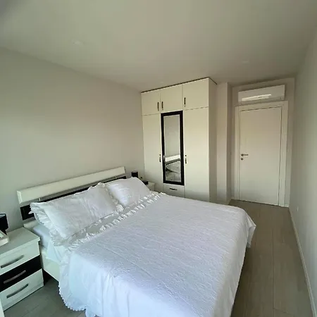 Lux Sea View * Makarska